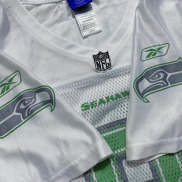 Reebok NFL Seattle Seahawks Matt Hasselbeck No. 8 Women’s Jersey - Picture 6 of 7